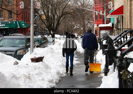 New York, Stati Uniti d'America. Il 25 gennaio 2016. Jonas new york tempesta di neve 2016 Credit: simon leigh/Alamy Live News Foto Stock