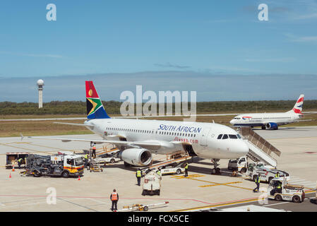 South African Airways Airbus A320 che, Port Elizabeth Aeroporto Internazionale di Port Elizabeth, Capo orientale, Sud Africa Foto Stock