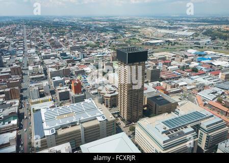 CBD della città vista dal centro di Carlton, Johannesburg, città di Johannesburg comune, provincia di Gauteng, Repubblica del Sud Africa Foto Stock