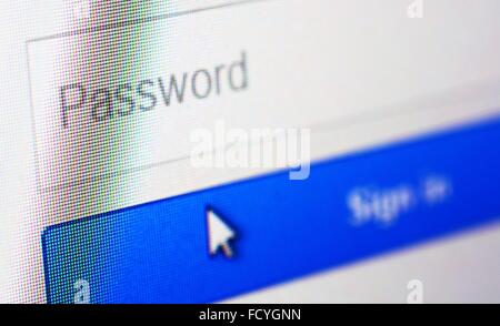Una password vuota forma e la freccia del cursore alla schermata di login sul sito web. Foto Stock