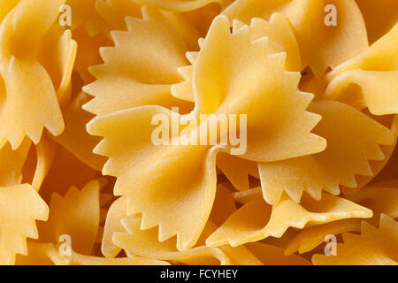 Italiano tradizionale di farfalle close up full frame Foto Stock