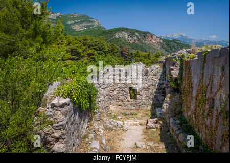 Ratac fort rovine. Foto Stock