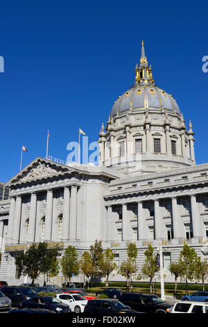 City Hall nel cuore del centro civico di San Francisco, California, Stati Uniti d'America Foto Stock
