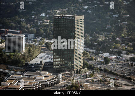 La Comcast NBCUniversal edificio per uffici a Universal City Plaza a Hollywood. Foto Stock