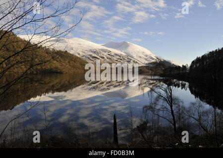 Helvellyn, affacciato sul serbatoio Thirlmere. Foto Stock