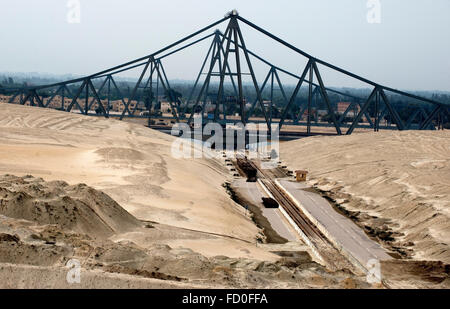 El -Ferdan ponte girevole, la rotazione più lungo ponte metallico nel mondo. Foto Stock