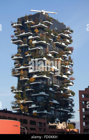 Bosco Verticale (Bosco Verticale) torre residenziale nella zona di Porta Nuova di milano, lombardia, italia. Foto Stock