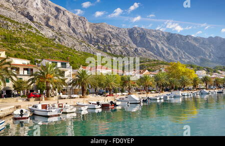 Baska Voda Village, regione Riviera di Makarska, Dalmazia, Croazia Foto Stock