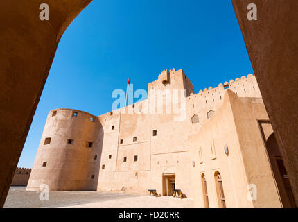 Vista esterna del centro storico il Forte Jabrin in Oman Foto Stock