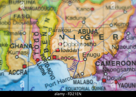 Foto di una mappa della Nigeria e la capitale Abuja . Foto Stock