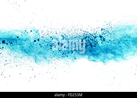 Esplosione di polvere blu, isolato su sfondo bianco Foto Stock