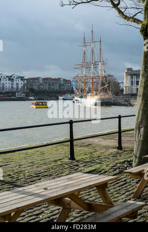 Intorno al porto di Bristol England Regno Unito Foto Stock