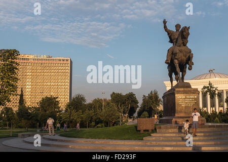 Amir Timur Square a Tashkent, Uzbekistan. Foto Stock