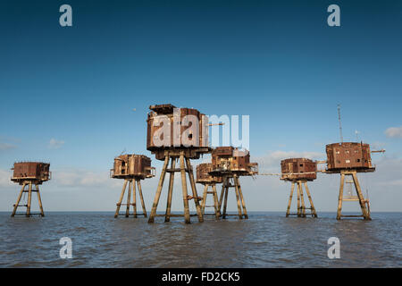 Fotografia a colori della Mounsell forti nel Red Sands (estuario del Tamigi, Londra) Foto Stock