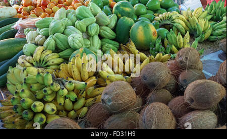 Mercato tropicale in victoria sull'isola di Mahe Foto Stock