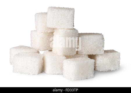 Pila di zucchero bianco di cubetti isolati su sfondo bianco Foto Stock