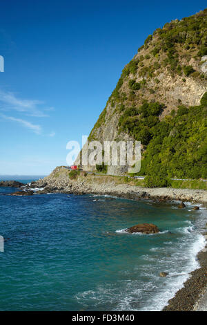 La Statale uno al punto di Ohau, Kaikoura Coast, Marlborough, Isola del Sud, Nuova Zelanda Foto Stock