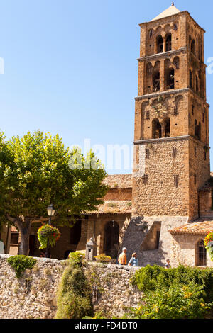 Torre campanaria del centro città di Notre-dame de Beauvoir Cappella Foto Stock