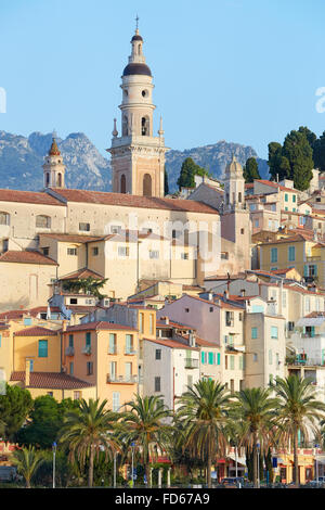 Mentone, vecchie case di città, al mattino, Costa Azzurra Foto Stock