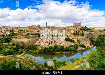 Toledo, Spagna città vecchia skyline. Foto Stock