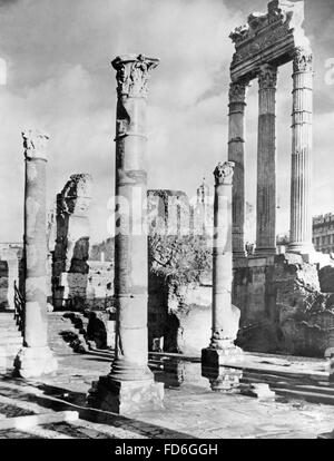 Tempio di Venere e Roma e tempio di Bellona a Roma fino al 1945 Foto Stock