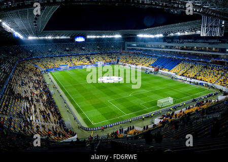 Vista dalla cima del Arena-Lviv allo stadio di calcio UEFA Foto Stock