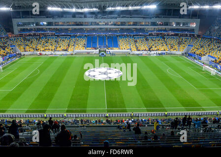 Vista dalla cima del Arena-Lviv allo stadio di calcio UEFA Foto Stock