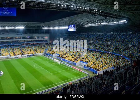 Vista dalla cima del Arena-Lviv allo stadio di calcio UEFA Foto Stock