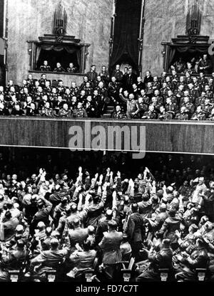 Durante il discorso di Hitlers dopo la guerra in Francia, 1940 Foto Stock