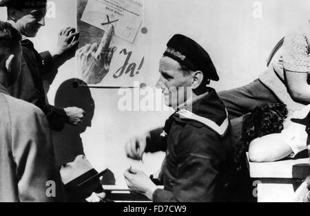 Cartellone elettorale a bordo del 'Wilhelm Gustloff' per le elezioni del Reichstag 1938 Foto Stock