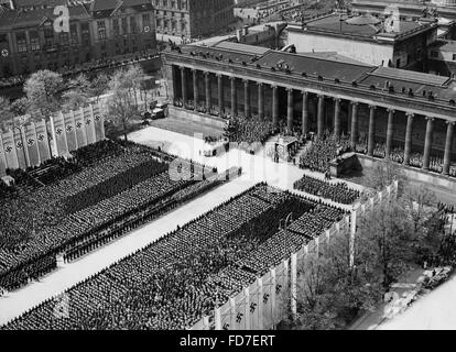 Giorno di maggio nel rally di Lustgarten a Berlino, 1936 Foto Stock