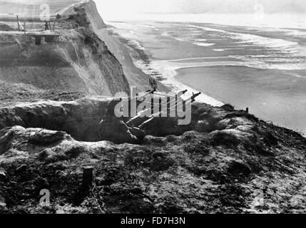 Antiaerea tedesca mitragliatrice posizione su Atlantic Wall, 1942 Foto Stock