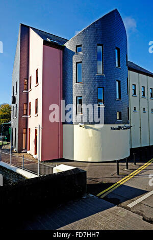 Clonakilty public library building West Cork in Irlanda Foto Stock