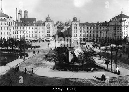 Karlsplatz/Stachus a Monaco di Baviera, circa 1900 Foto Stock