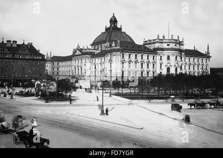 Justizpalast a Karlsplatz (Stachus) a Monaco di Baviera Foto Stock