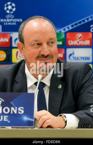 Novembre. 25, 2015 - Lviv, Ucraina - capo allenatore del Real Madrid Rafael Benitez durante la conferenza stampa Foto Stock