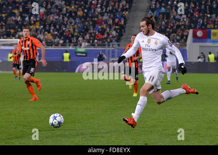 Gareth balla durante la partita di calcio tra FC Shakhtar Donetsk e Real Madrid CF. UEFA Champions League 2015-2016 Foto Stock