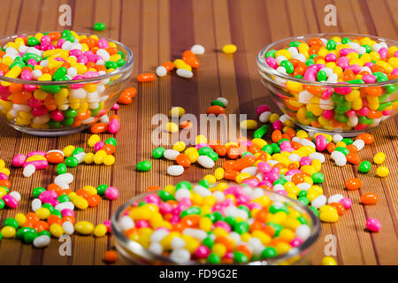 La caramella semi di finocchio ciotola fuoriuscita nessuno Foto Stock