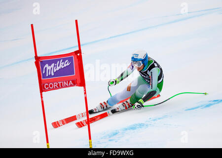 Cortina d'Ampezzo, Italia24 gennaio2016. Ilka STUHEC (Slo) competere nel Audi FIS Coppa del Mondo di Sci Alpino Femminile Super G Foto Stock