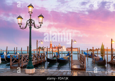 Venezia, vista sull'isola di San Giorgio dalla plazza san Marco Foto Stock