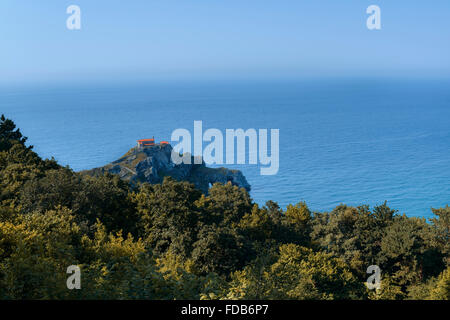 San Juan de Gaztelugatxe isolotto, Bermeo, Paesi Baschi, Spagna, Europa Foto Stock