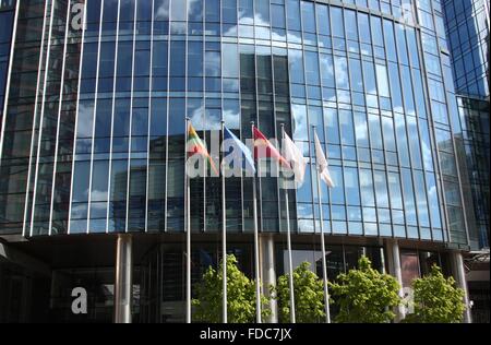 Un edificio alto e moderno. La Lituania, Vilnius Foto Stock