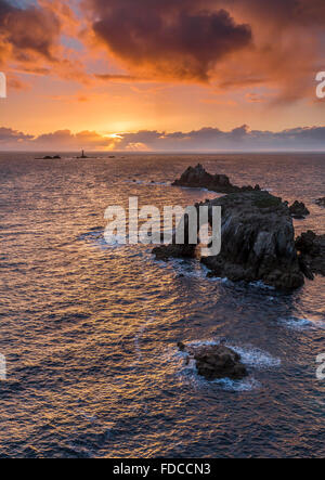 Sunset, terra,s End, Cornwall, Regno Unito Foto Stock