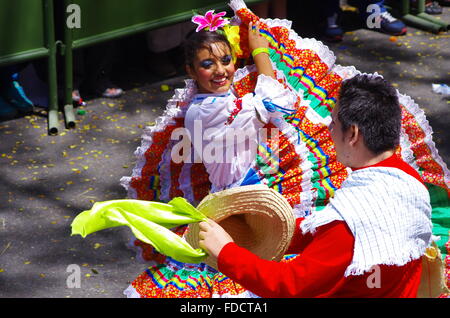 Colombiano di danza folk di tolima Foto Stock