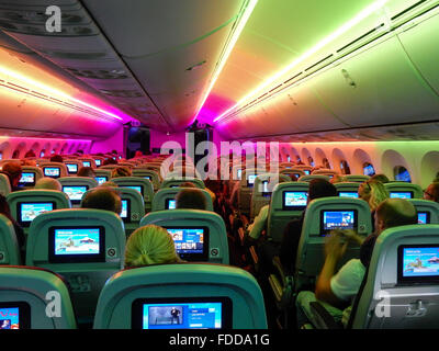 Luci colorate nel nuovo Boeing Dreamliner Foto Stock