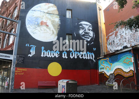 "Ho un sogno" murale con bandiera aborigena su King Street, Newtown a Sydney. Foto Stock