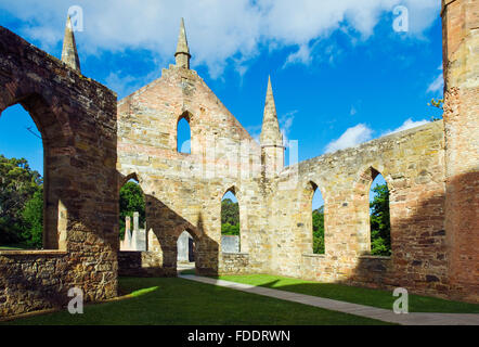 Rovine della chiesa a Port Arthur colonia penale in Tasmania Foto Stock