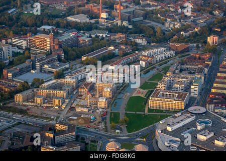 Vista aerea, grande sito di costruzione nel centro di Essen, quartiere universitario, Essens green center continua a crescere, Essen, Foto Stock