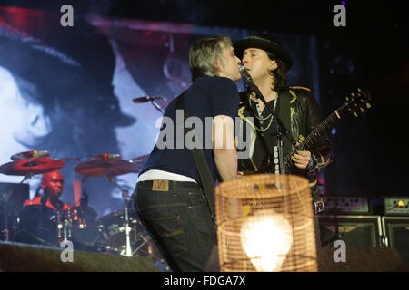 Londra, Regno Unito. Il 30 gennaio, 2016. The Libertines eseguire all'Arena O2 il 30 gennaio 2016 a Londra, Inghilterra. Credito: Jason Richardson/Alamy Live News Foto Stock