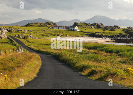 Strada costiera vicino a Malin Head sulla penisola Inishowen, County Donegal, Irlanda Foto Stock